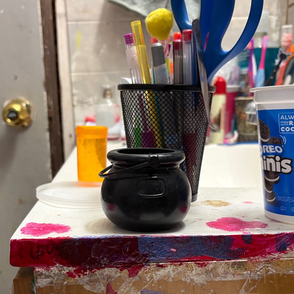 Black Mini Cauldron
